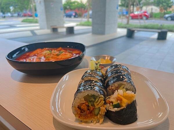 LINE_ALBUM_2022618 _1_220618_0