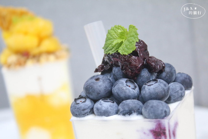 加入天然膠原蛋白的牛乳冰,有著細緻宛若奶昔般的口感,香濃爽口。Ootoro Milk 大とろ牛乳 @J&A的旅行 加入天然膠原蛋白的牛乳冰,有著細緻宛若奶昔般的口感,香濃爽口。Ootoro Milk 大とろ牛乳 @J&A的旅行