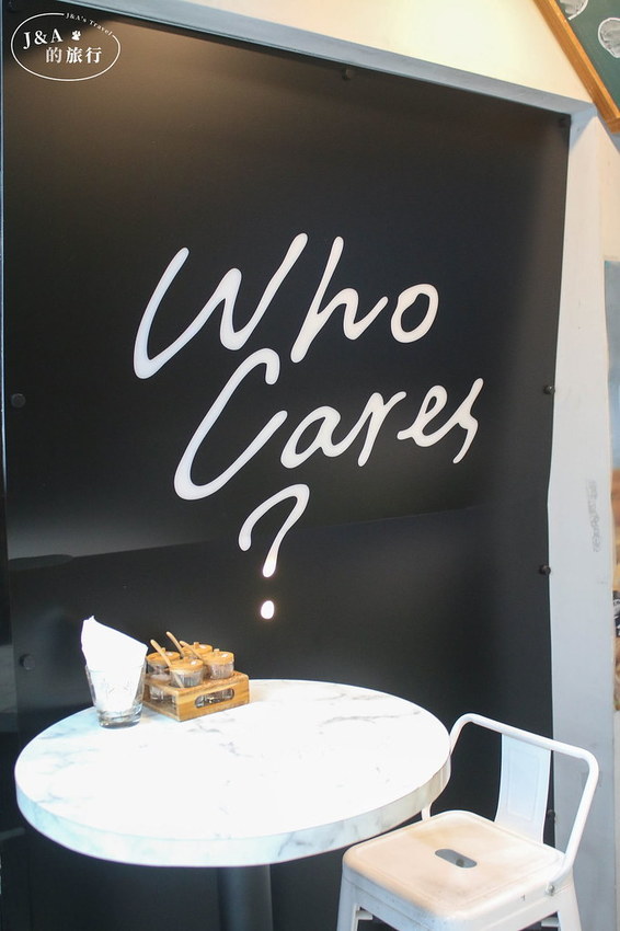 加入天然膠原蛋白的牛乳冰,有著細緻宛若奶昔般的口感,香濃爽口。Ootoro Milk 大とろ牛乳 @J&A的旅行 加入天然膠原蛋白的牛乳冰,有著細緻宛若奶昔般的口感,香濃爽口。Ootoro Milk 大とろ牛乳 @J&A的旅行