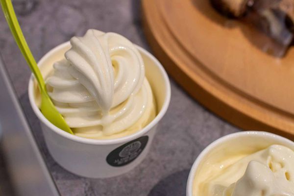 【台北美食】犁茶品記-百年老字號新創時代品牌,顛覆傳統,創意口味糕餅美食搶攻年輕市場