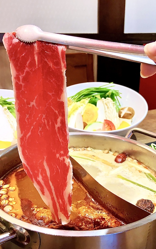 2020年最仙氣的「李白鍋」，永和終於有厲害的麻辣鍋啦！永和美食/永和火鍋