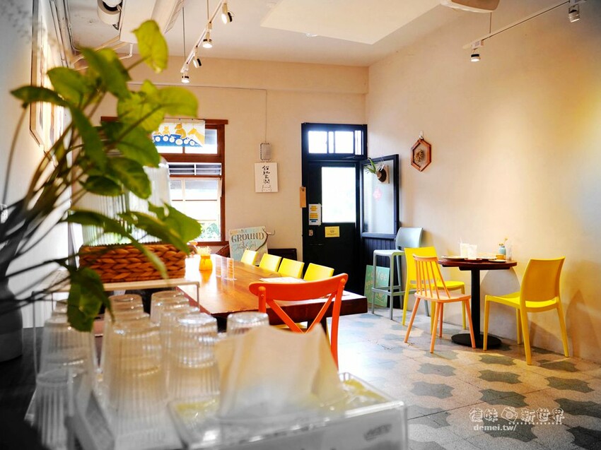 桃園市中壢區【理性&感性cafe】超萌療癒立體拉花&加價可指定圖案│咖哩飯/咖啡/甜點/下午茶 - 德妹看新世界