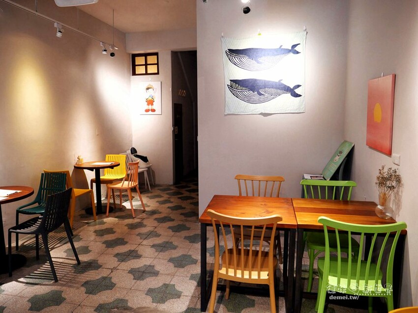 桃園市中壢區【理性&感性cafe】超萌療癒立體拉花&加價可指定圖案│咖哩飯/咖啡/甜點/下午茶 - 德妹看新世界