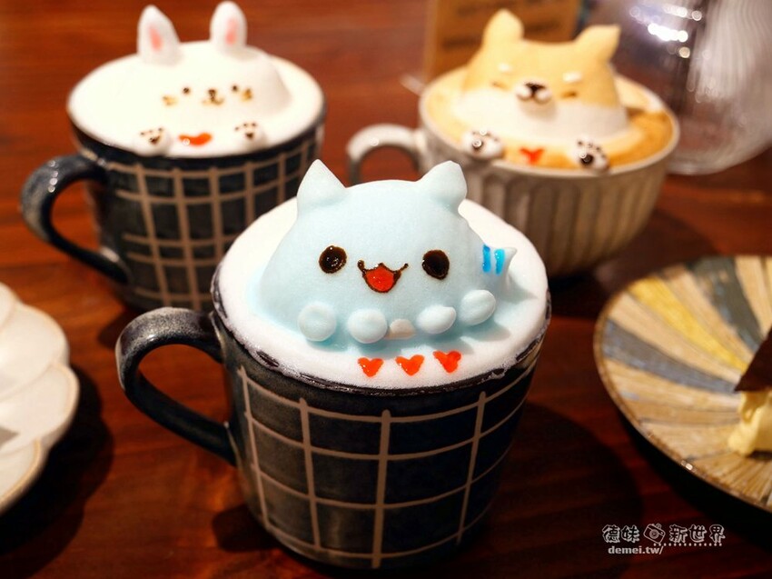 桃園市中壢區【理性&感性cafe】超萌療癒立體拉花&加價可指定圖案│咖哩飯/咖啡/甜點/下午茶 - 德妹看新世界