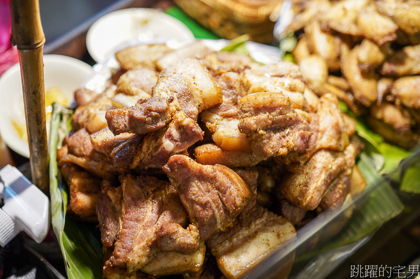 台北這家店真以為在泰國!泰文招牌加上泰國音樂，完整度根本100％ 必點酥辣粿條 一碗只要55元@跳躍的宅男