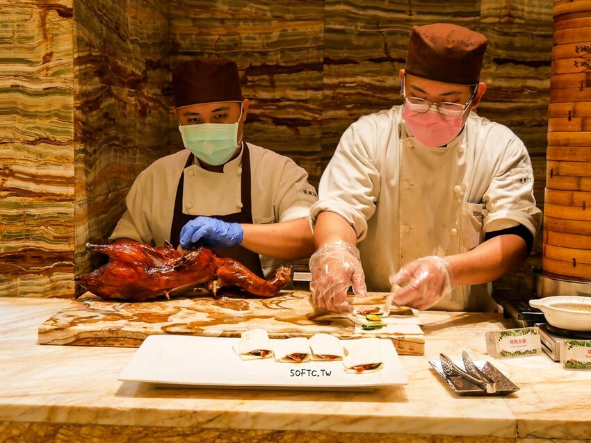 台中吃到飽推薦》林酒店森林百匯●大口吃龍蝦! 超人氣椒鹽天使蝦&波士頓龍蝦湯吃到飽 海鮮控必吃吃到飽