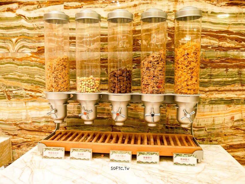 台中吃到飽推薦》林酒店森林百匯●大口吃龍蝦! 超人氣椒鹽天使蝦&波士頓龍蝦湯吃到飽 海鮮控必吃吃到飽