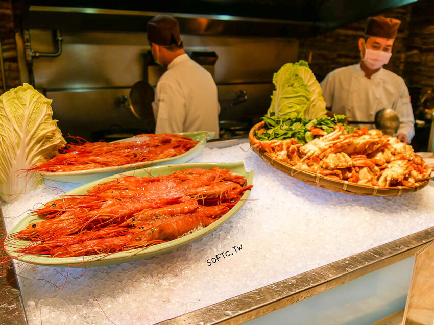 台中吃到飽推薦》林酒店森林百匯●大口吃龍蝦! 超人氣椒鹽天使蝦&波士頓龍蝦湯吃到飽 海鮮控必吃吃到飽