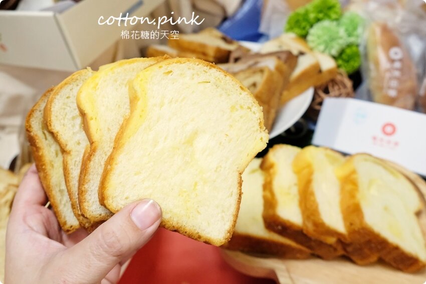 台中生吐司暘光田麥超搶手,最新波士頓派厚厚奶油香而不膩,強烈建議一定要預定 - 棉花糖的天空