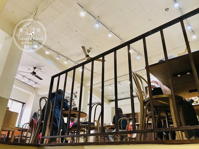 泰國傳統水上美食：MUSA 泰國船麵，價格親民，中泰混血黑湯打遍天下無敵手！ @魚兒 x 牽手明太子的「視」界旅行