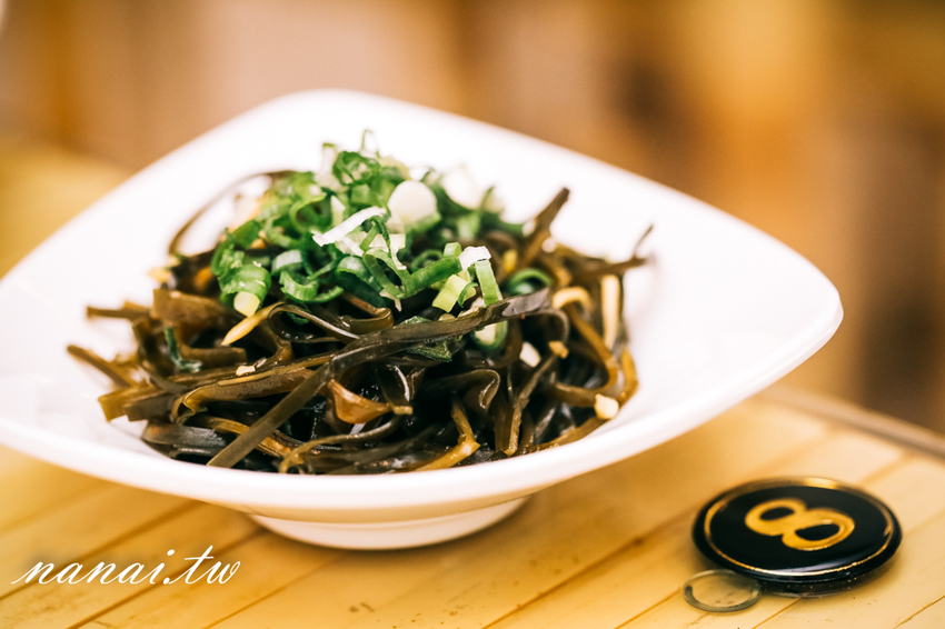 員林 百川通食舖。招牌五鮮湯麵超浮誇，泰式臭豆腐 外酥脆 咬下噴汁 - Nana愛旅行札記