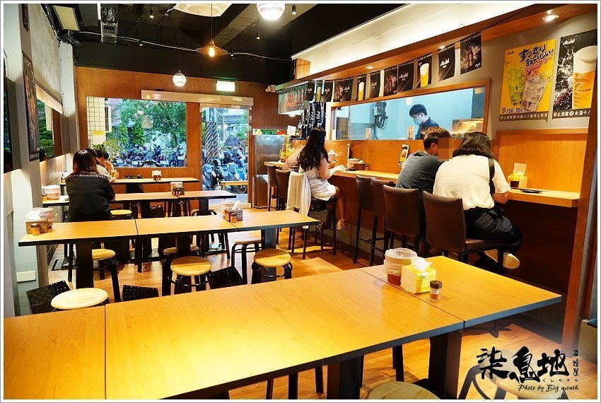 【士林夜市美食】柒息地串燒屋.平價好吃,下班小酌的好地方!