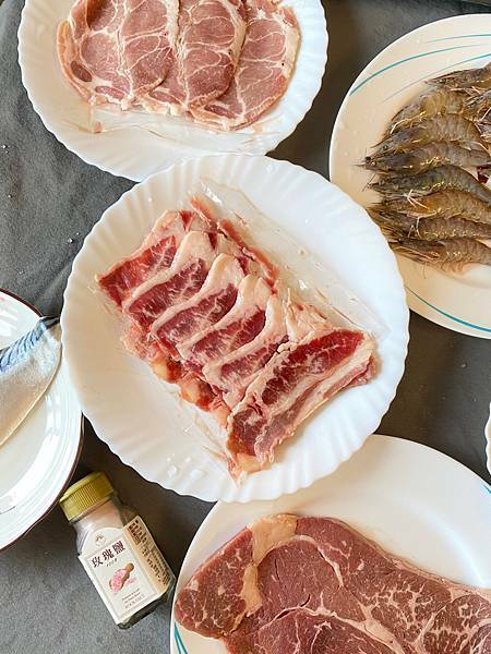 就是愛海鮮-烤肉組合🌟宅配美食🌟只要有電烤盤、氣炸鍋或瓦斯爐平底鍋🌟享受在家烤肉的樂趣🌟