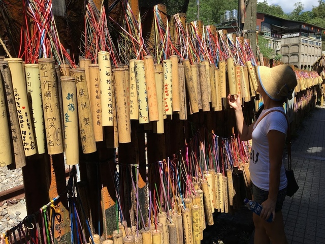 IMG_8185.JPG - 平溪天燈媒人進站