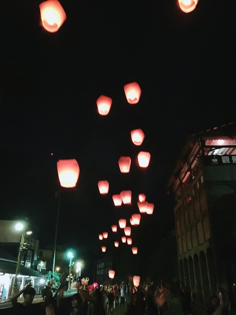 IMG_8403.JPG - 平溪天燈媒人進站