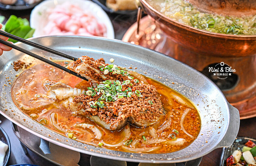 台中太平懷舊台菜餐廳,酸菜鍋和熱炒系列都好吃,價格實在、好停車 -妮妮布魯