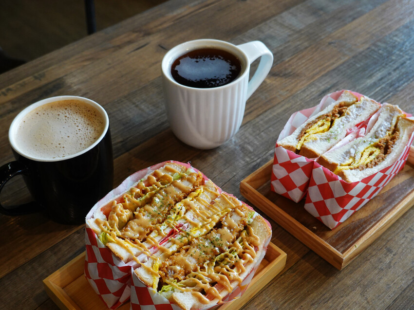 新北永和—曉食厚Brunch｜平價早餐2.0 酥脆厚蛋餅份量實在｜頂溪站、國光路、樂華夜市