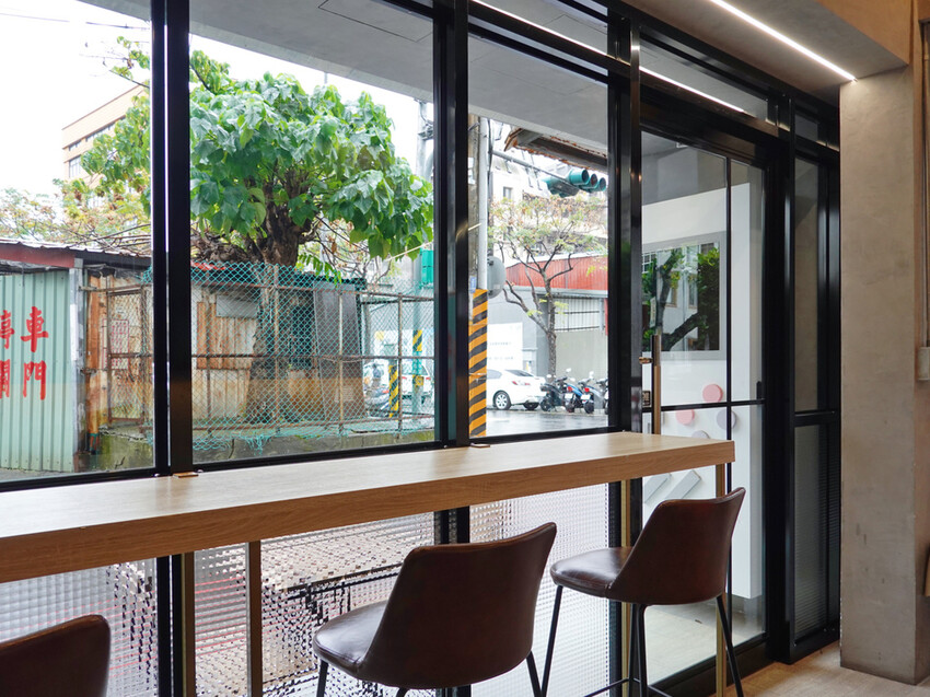 新北永和—曉食厚Brunch｜平價早餐2.0 酥脆厚蛋餅份量實在｜頂溪站、國光路、樂華夜市