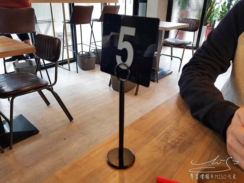 【永和早午餐】曉食厚Brunch ➤最新菜單!厚蛋餅好吃推薦!頂溪捷運站早午餐,近耕莘醫院!詳細菜單!有Uber