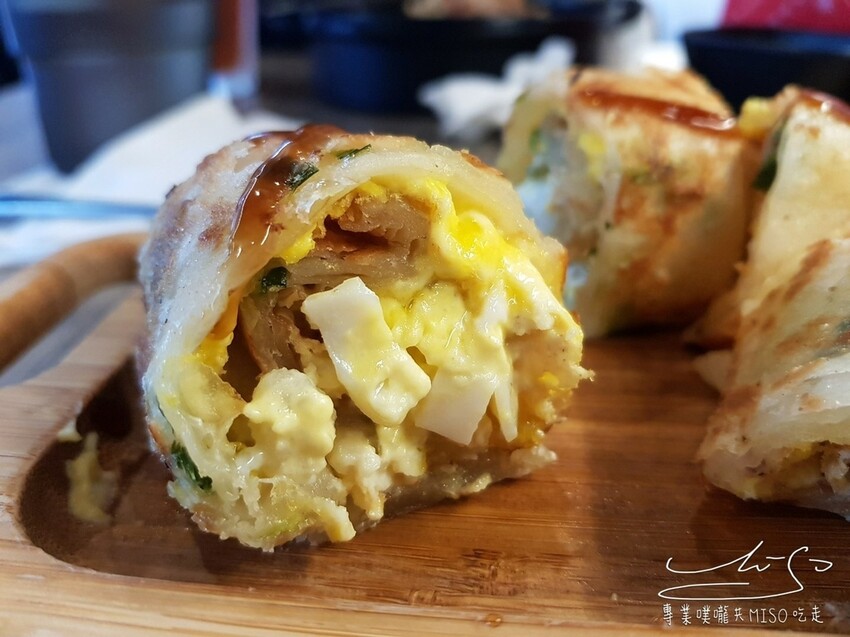 【永和早午餐】曉食厚Brunch ➤最新菜單!厚蛋餅好吃推薦!頂溪捷運站早午餐,近耕莘醫院!詳細菜單!有Uber