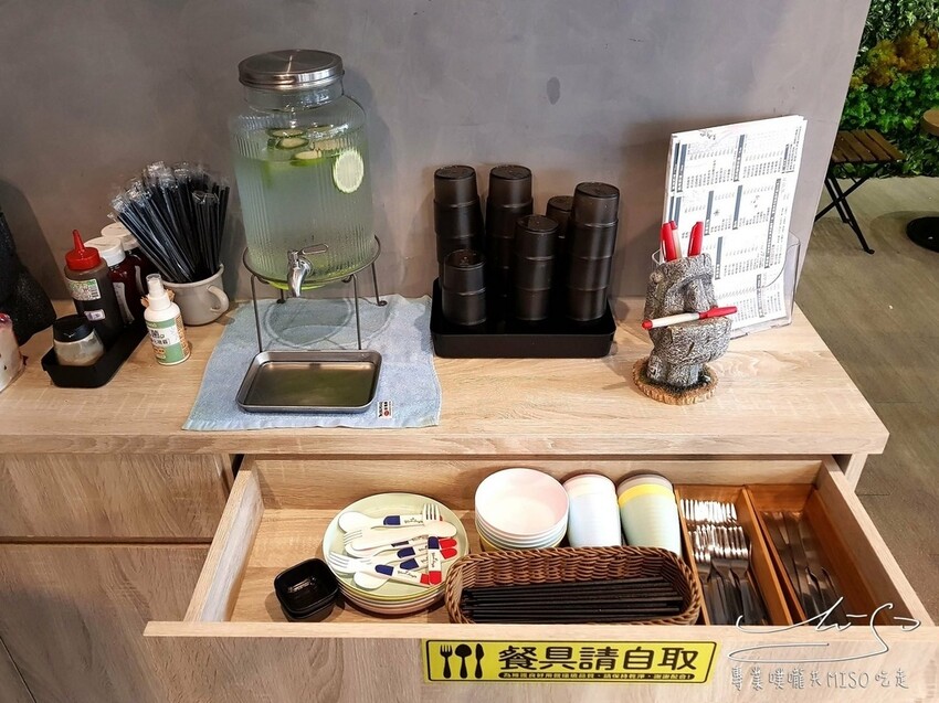 【永和早午餐】曉食厚Brunch ➤最新菜單!厚蛋餅好吃推薦!頂溪捷運站早午餐,近耕莘醫院!詳細菜單!有Uber