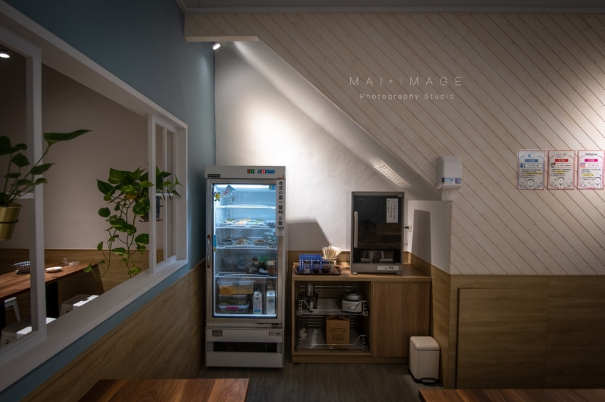 (桃園美食)店裡只賣清燉一種湯頭,還能每天爆滿人潮!中壢高人氣清燉牛肉麵開分店囉!小巷子清燉牛肉麵內壢店|桃園中壢美食、巷弄美食推薦