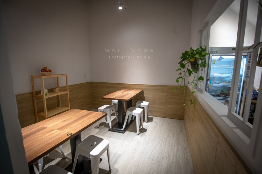 (桃園美食)店裡只賣清燉一種湯頭,還能每天爆滿人潮!中壢高人氣清燉牛肉麵開分店囉!小巷子清燉牛肉麵內壢店|桃園中壢美食、巷弄美食推薦