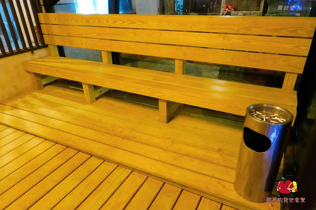 [食記] 新竹竹北-長島調酒燒肉吧 超值雙人999燒肉套餐 雙人豪華海鮮套餐 A5和牛 戰斧牛排 比手臂長的天使紅蝦 美味台灣豬梅花 新鮮美味炭火燒肉 新竹美食