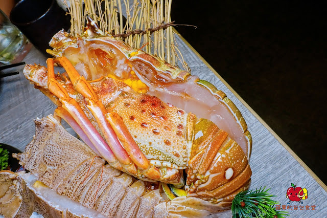 [食記] 新竹竹北-長島調酒燒肉吧 超值雙人999燒肉套餐 雙人豪華海鮮套餐 A5和牛 戰斧牛排 比手臂長的天使紅蝦 美味台灣豬梅花 新鮮美味炭火燒肉 新竹美食