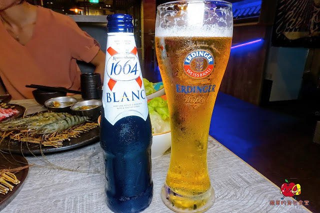 [食記] 新竹竹北-長島調酒燒肉吧 超值雙人999燒肉套餐 雙人豪華海鮮套餐 A5和牛 戰斧牛排 比手臂長的天使紅蝦 美味台灣豬梅花 新鮮美味炭火燒肉 新竹美食