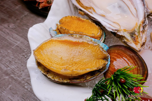 [食記] 新竹竹北-長島調酒燒肉吧 超值雙人999燒肉套餐 雙人豪華海鮮套餐 A5和牛 戰斧牛排 比手臂長的天使紅蝦 美味台灣豬梅花 新鮮美味炭火燒肉 新竹美食