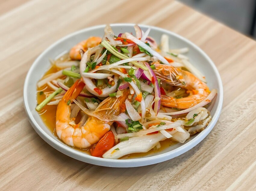 ｜三重美食｜來碗泰｜巨開胃正宗泰式料理 平價美味吃得飽