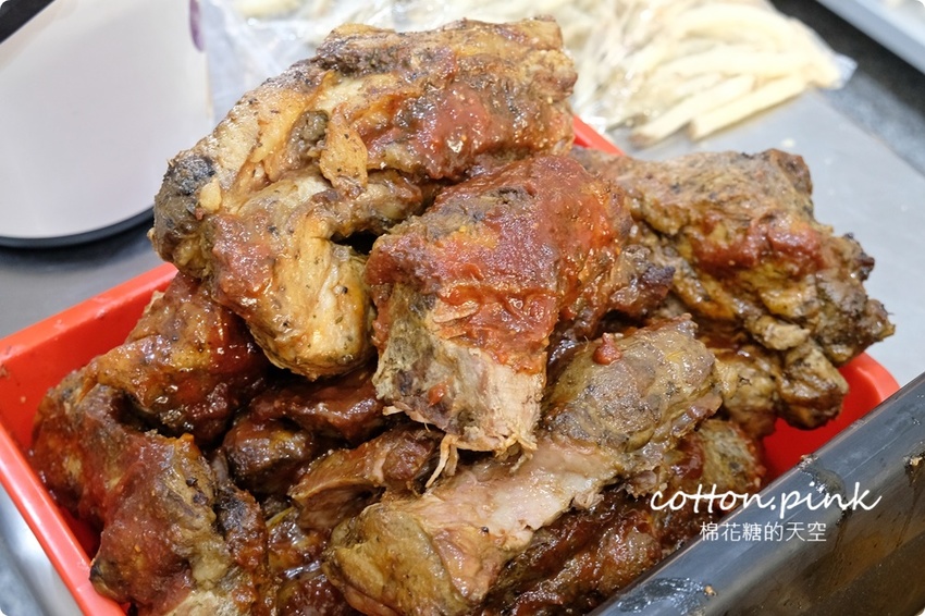 台中海線最新美食推薦|瘋狂傑克古巴三明治好吃到沒朋友、現做荷蘭鬆餅外面吃不到，凌晨兩點都吃得到美式好料