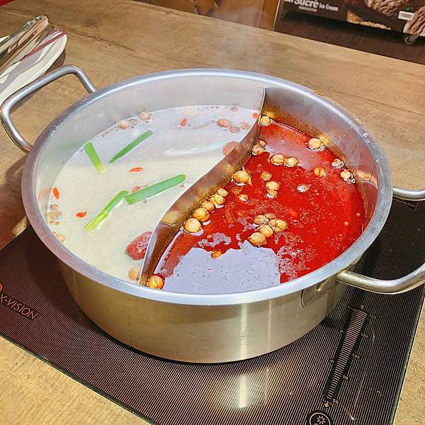 新北 永和區 李白湯 鴛鴦麻辣鍋14.JPG