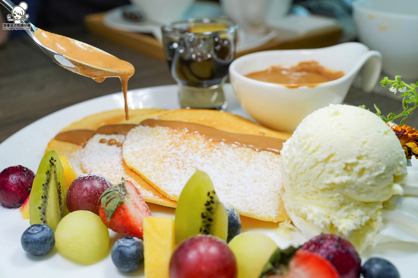 聚餐推薦 愛河之心 網美餐廳 溫室 森林 精緻 細膩 聚餐 約會 包場 婚宴