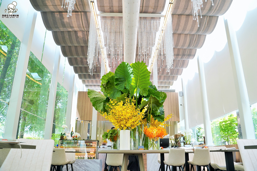 聚餐推薦 愛河之心 網美餐廳 溫室 森林 精緻 細膩 聚餐 約會 包場 婚宴