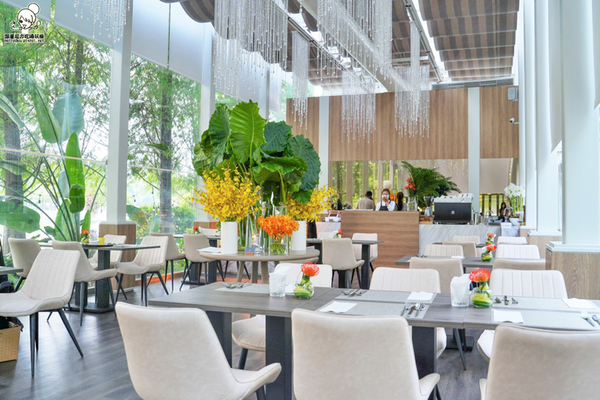 聚餐推薦 愛河之心 網美餐廳 溫室 森林 精緻 細膩 聚餐 約會 包場 婚宴
