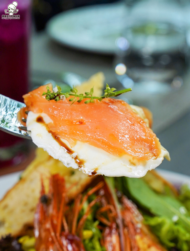 聚餐推薦 愛河之心 網美餐廳 溫室 森林 精緻 細膩 聚餐 約會 包場 婚宴