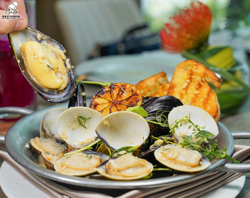 聚餐推薦 愛河之心 網美餐廳 溫室 森林 精緻 細膩 聚餐 約會 包場 婚宴