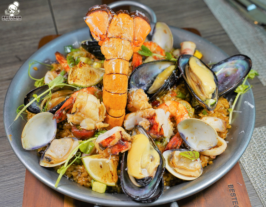 聚餐推薦 愛河之心 網美餐廳 溫室 森林 精緻 細膩 聚餐 約會 包場 婚宴