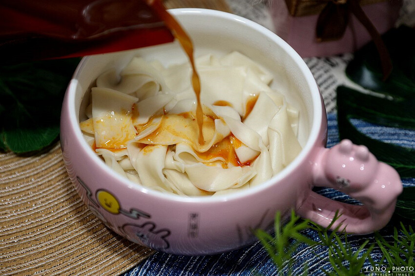 台北市大安區好食圓滿Wholesome food 宅配牛肉麵推薦！厚切銷魂牛肉麵肥嫩多汁超涮嘴 嗜辣必嘗麻辣鴨血豆腐