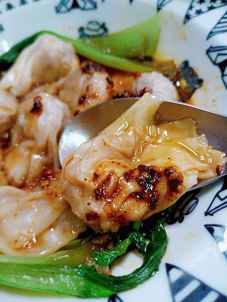 /tmp/phpWCKWUu /tmp/phpWCKWUu