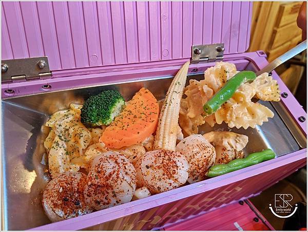 TankQ Cafe & Bar 松菸店 (32).jpg