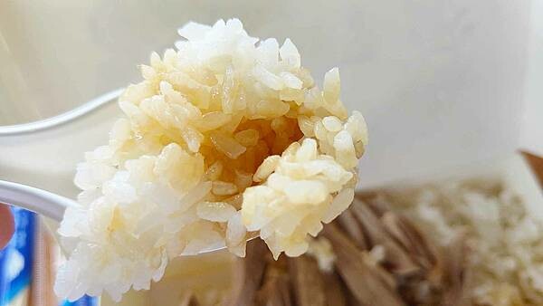 人太多,老闆停止接單啦~!網路評價高達4.5顆星,評價高到爆表,味道好吃到爆表,絕對會讓你一吃就上癮