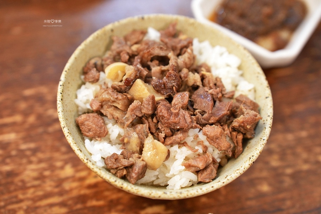 嘉義溫體牛肉鍋推薦，東方葉全牛料理，鮮甜美味必訪！