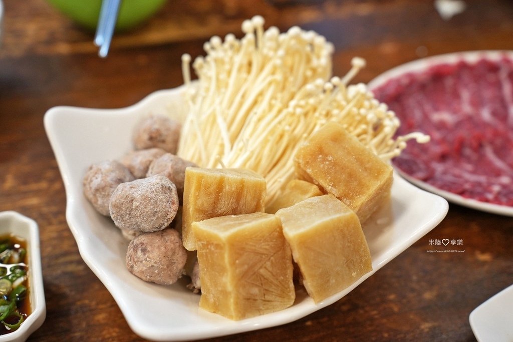 嘉義溫體牛肉鍋推薦，東方葉全牛料理，鮮甜美味必訪！