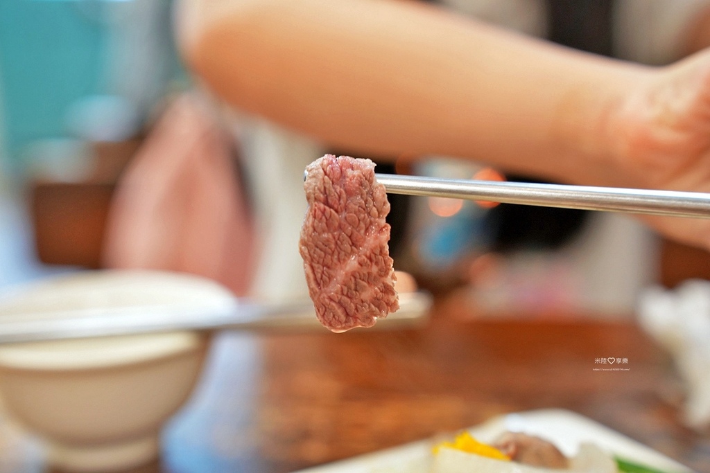 嘉義溫體牛肉鍋推薦，東方葉全牛料理，鮮甜美味必訪！