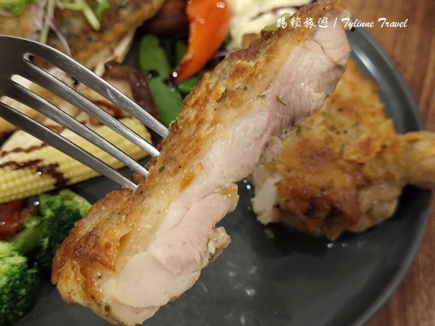 無論是與好友相聚還是帶上毛小孩來放鬆,這間餐酒館的精緻料理和寧靜氛圍都能讓你忘卻煩憂。