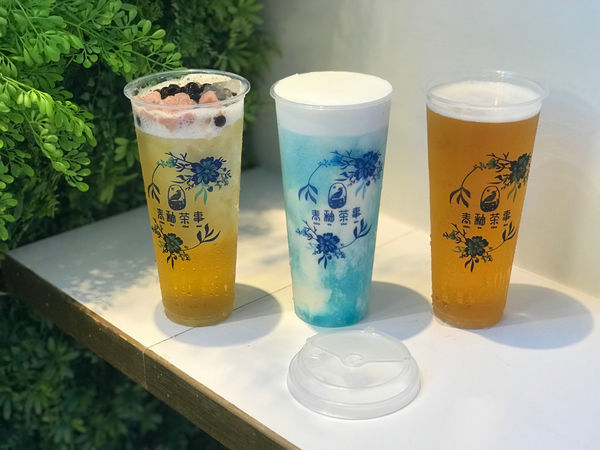 （新莊）新開幕優惠！台中人氣茶飲插旗雙北　超華麗青花瓷奶蓋藍柑橘冰沙美到像藝術品－青釉茶事 新莊店