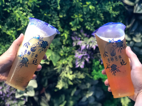 （新莊）新開幕優惠！台中人氣茶飲插旗雙北　超華麗青花瓷奶蓋藍柑橘冰沙美到像藝術品－青釉茶事 新莊店